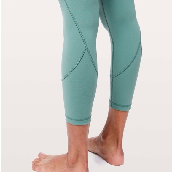 Lululemon In Movement 7/8 Tight *Everlux 25" in Frosted Pine Size 8 - Picture 2 of 6
